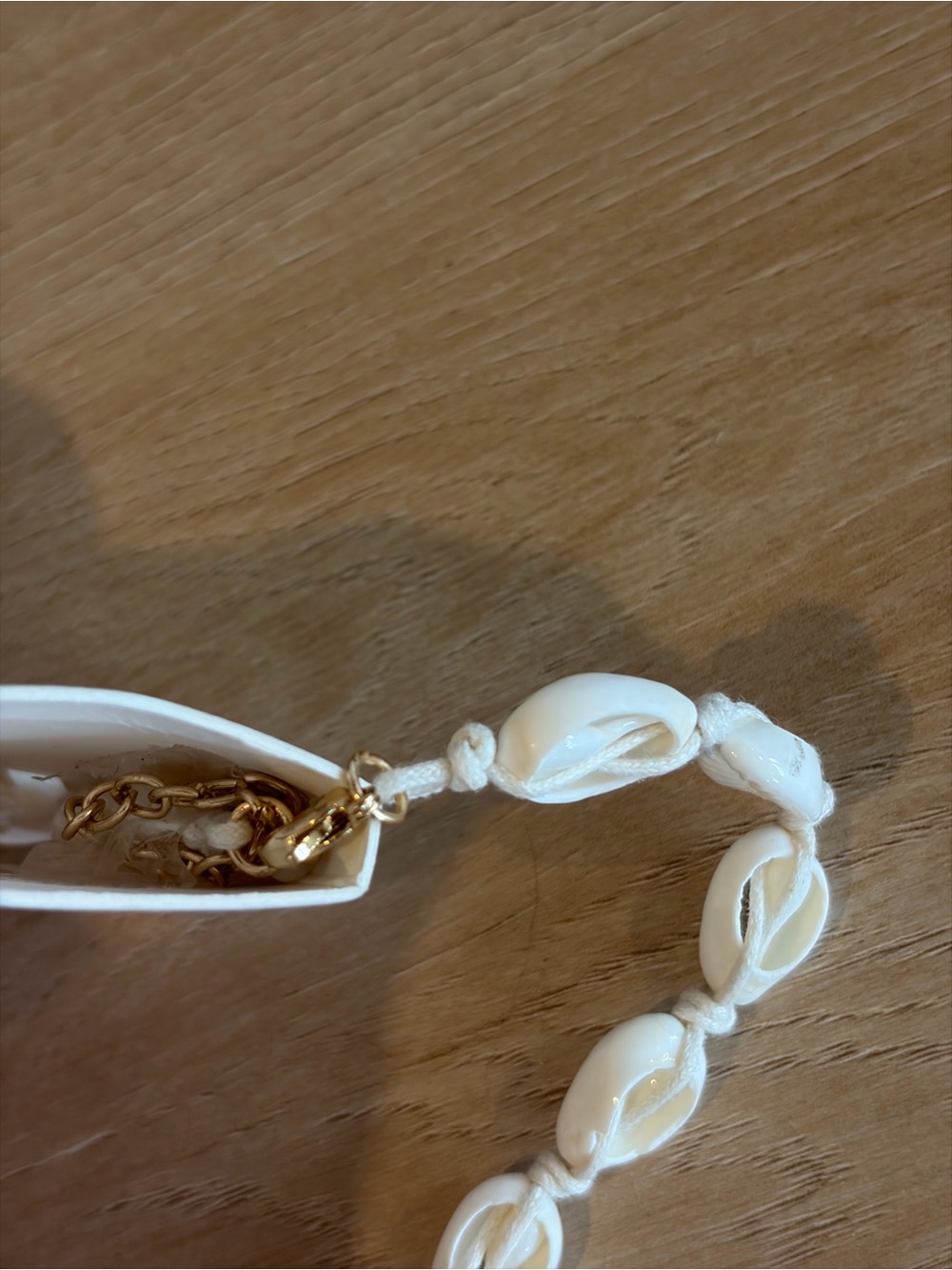 Altar'd State Cream Shell Bead Choker with Gold Logo Tag - Picture 4 of 4
